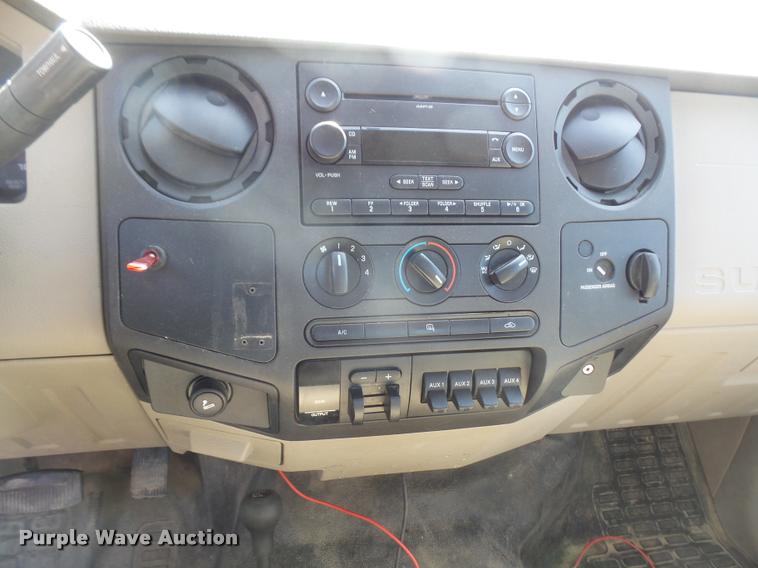 image for item DA8239 2008 Ford F550 truck cab and chassis