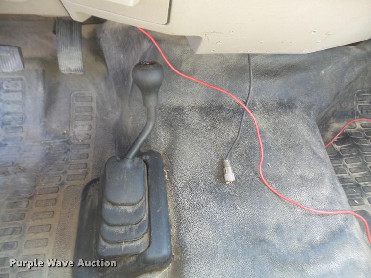 image for item DA8239 2008 Ford F550 truck cab and chassis