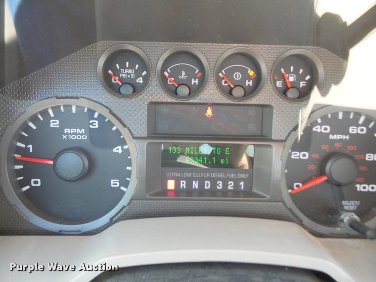 image for item DA8239 2008 Ford F550 truck cab and chassis