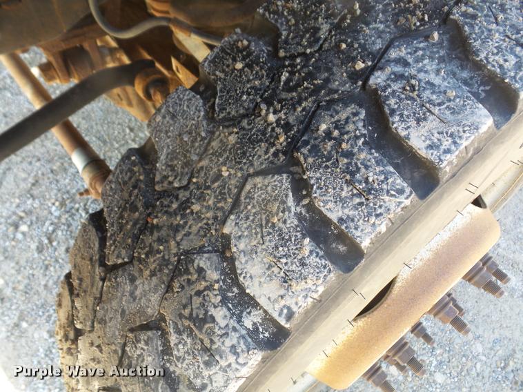 image for item DA8239 2008 Ford F550 truck cab and chassis