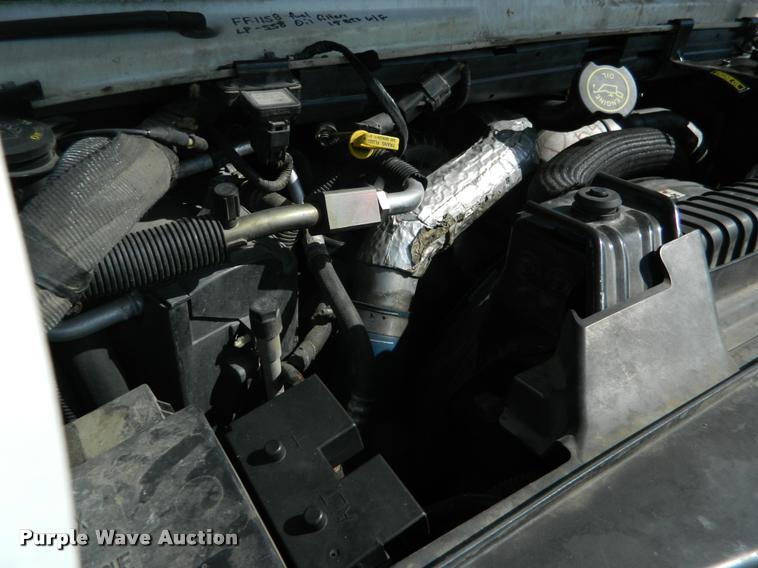 image for item DA9733 2005 Ford E450 ambulance