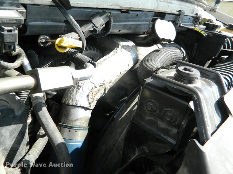 image for item DA9733 2005 Ford E450 ambulance