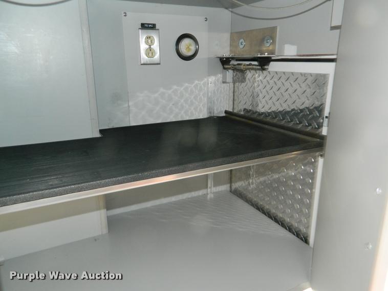 image for item DA9733 2005 Ford E450 ambulance