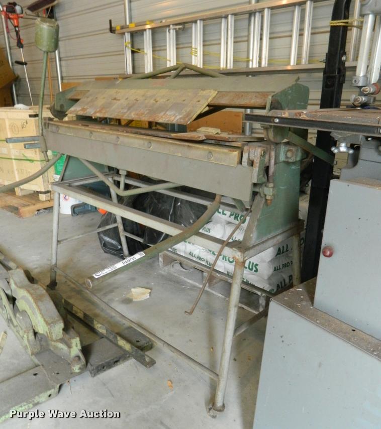 image for item DA9735 Whitney U416 metal brake