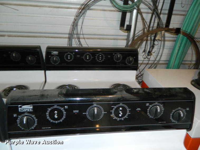 image for item DA9739 (4) Estate electric cook stoves