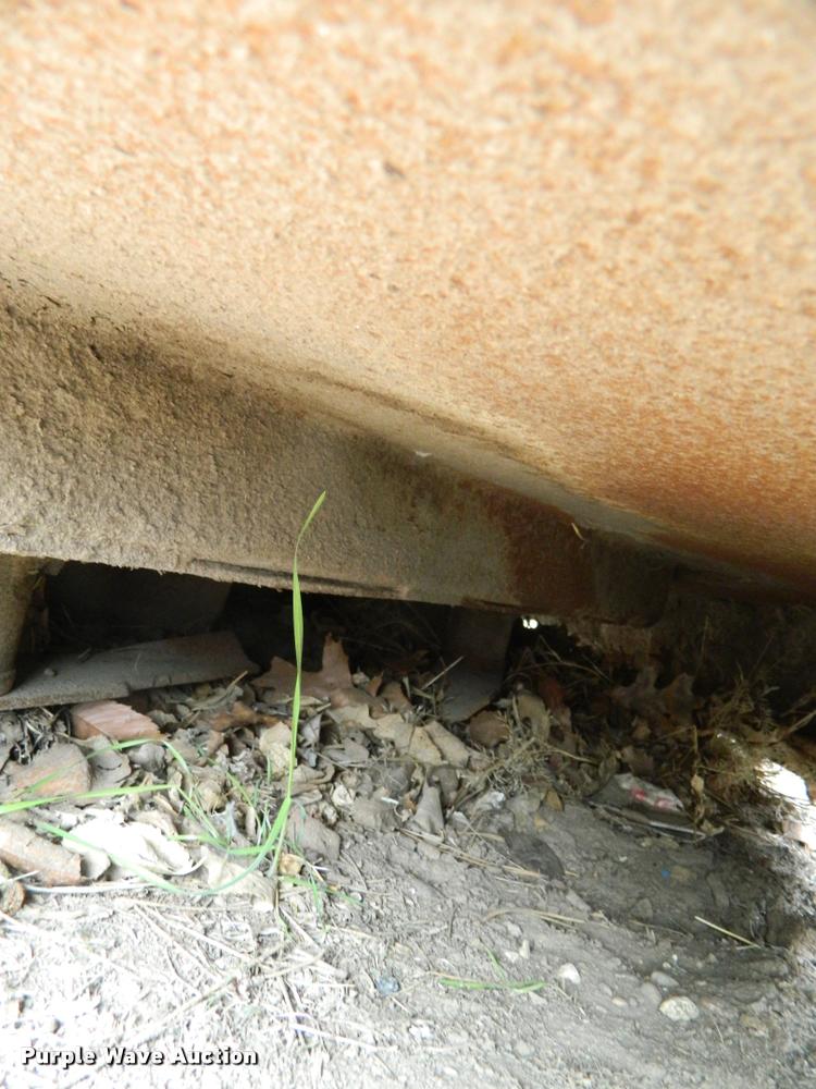 image for item DA9740 Ford 930B finish mower