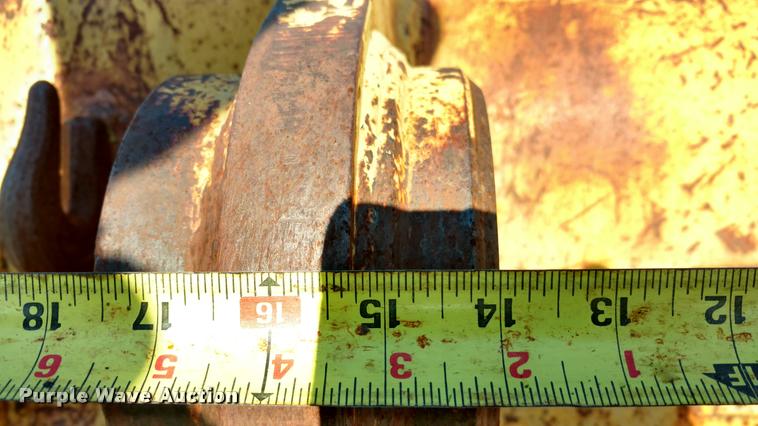 image for item DB0955 Excavator bucket