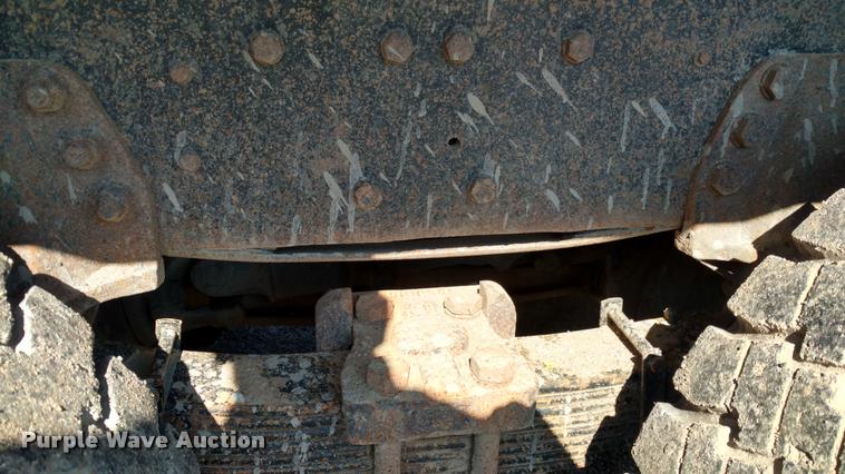 image for item DB0956 1992 Ford LT8000 dump truck