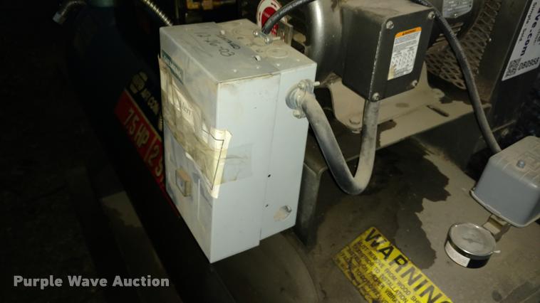 image for item DB0958 2003 Napa air compressor