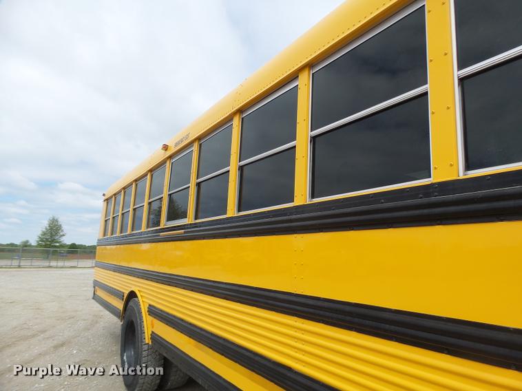 image for item DB1320 2002 Freightliner FS65 school bus
