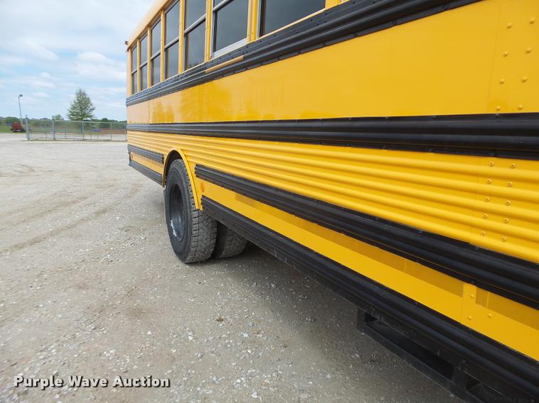 image for item DB1320 2002 Freightliner FS65 school bus