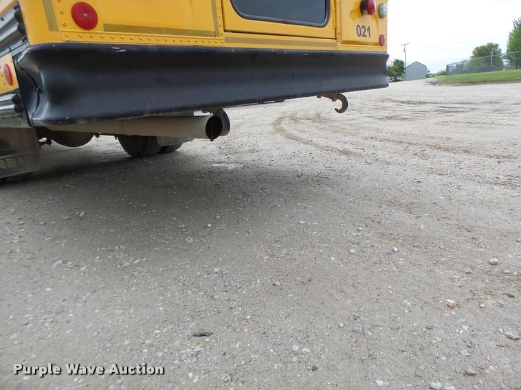 image for item DB1320 2002 Freightliner FS65 school bus