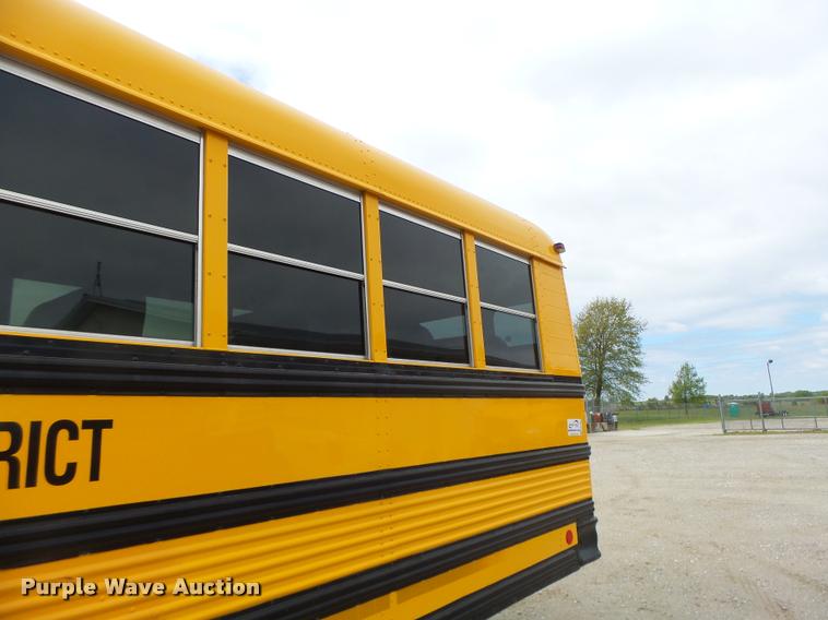image for item DB1320 2002 Freightliner FS65 school bus