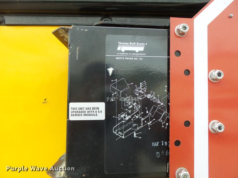 image for item DB1320 2002 Freightliner FS65 school bus