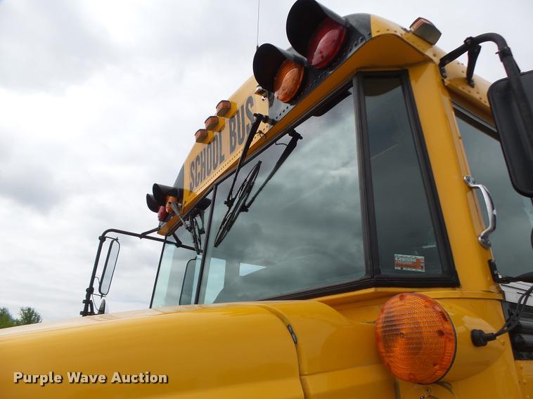 image for item DB1320 2002 Freightliner FS65 school bus