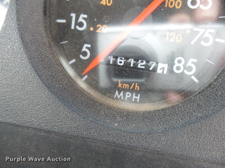 image for item DB1320 2002 Freightliner FS65 school bus