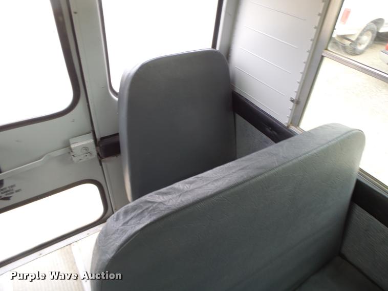 image for item DB1320 2002 Freightliner FS65 school bus