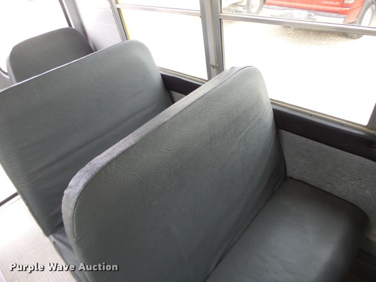 image for item DB1320 2002 Freightliner FS65 school bus