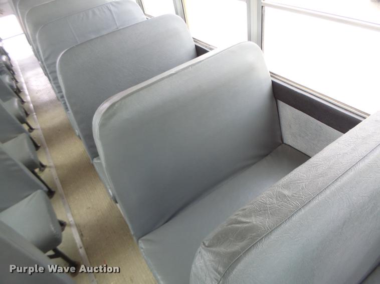 image for item DB1320 2002 Freightliner FS65 school bus