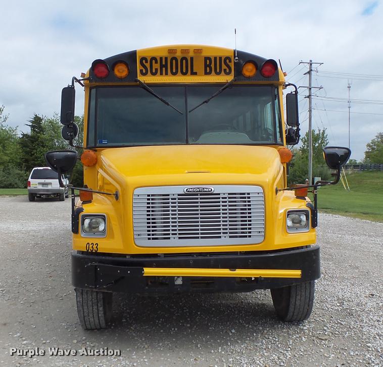 image for item DB1321 2003 Freightliner FS65 school bus