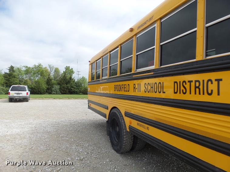 image for item DB1321 2003 Freightliner FS65 school bus