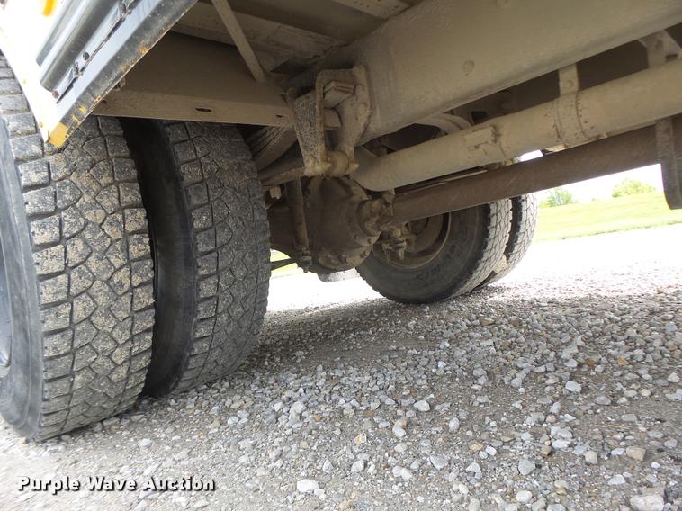 image for item DB1321 2003 Freightliner FS65 school bus