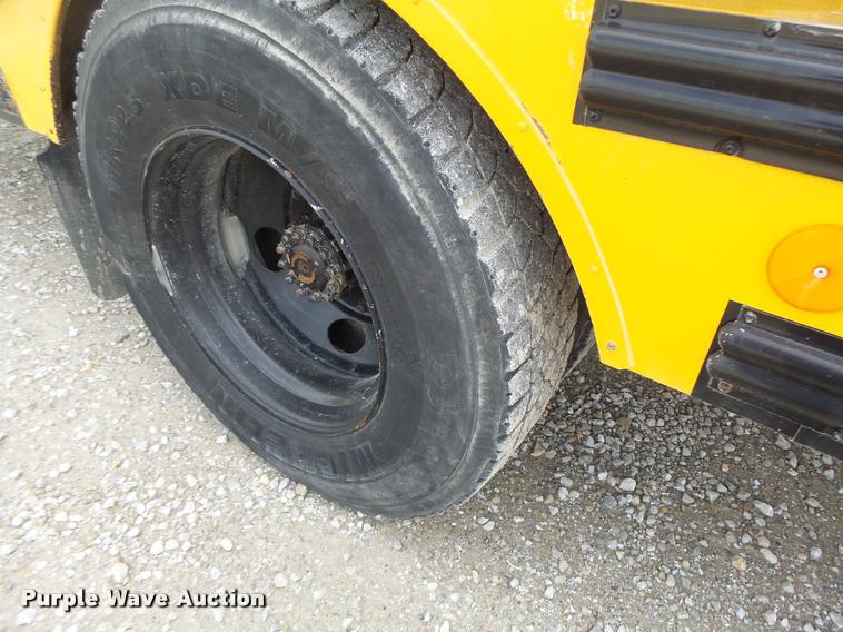 image for item DB1321 2003 Freightliner FS65 school bus