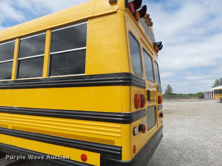 image for item DB1321 2003 Freightliner FS65 school bus