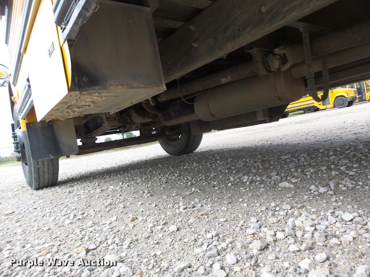 image for item DB1321 2003 Freightliner FS65 school bus