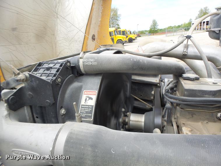 image for item DB1321 2003 Freightliner FS65 school bus