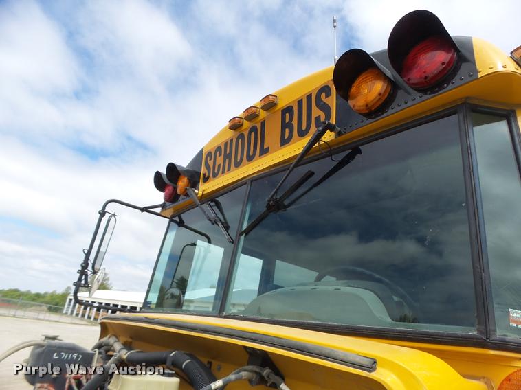 image for item DB1321 2003 Freightliner FS65 school bus