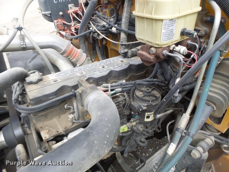 image for item DB1321 2003 Freightliner FS65 school bus