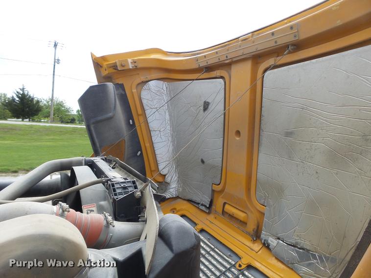 image for item DB1321 2003 Freightliner FS65 school bus