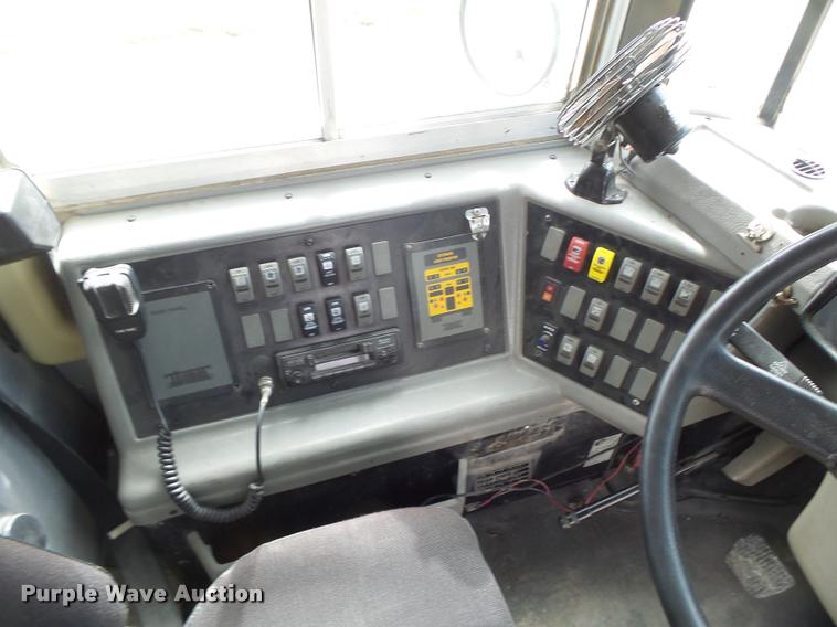 image for item DB1321 2003 Freightliner FS65 school bus