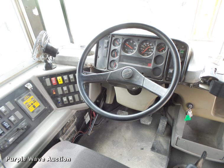 image for item DB1321 2003 Freightliner FS65 school bus