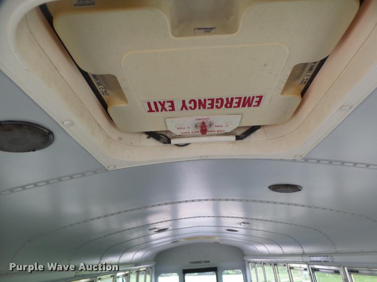 image for item DB1321 2003 Freightliner FS65 school bus