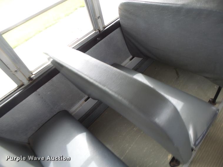 image for item DB1321 2003 Freightliner FS65 school bus