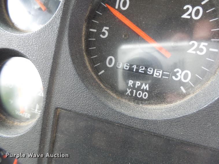 image for item DB1321 2003 Freightliner FS65 school bus