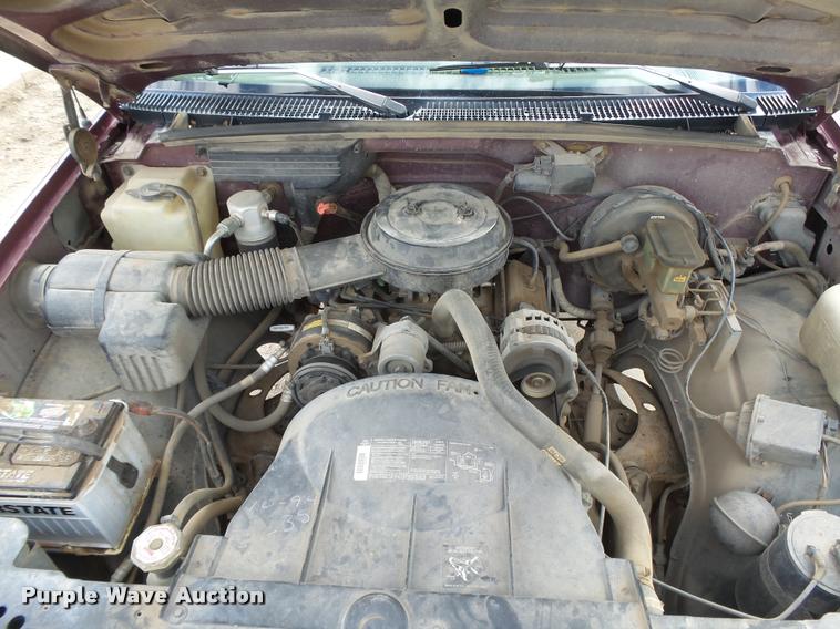 image for item DB2545 1993 GMC C1500 pickup truck