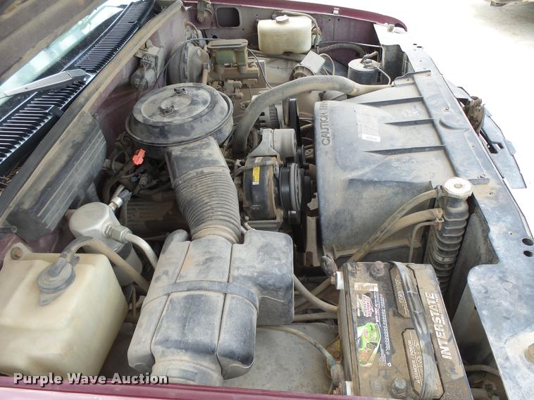 image for item DB2545 1993 GMC C1500 pickup truck