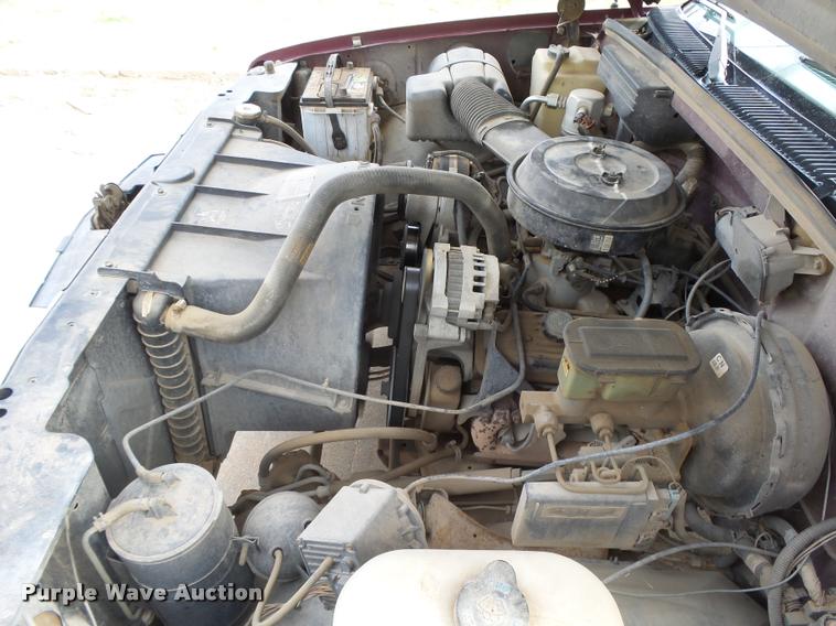 image for item DB2545 1993 GMC C1500 pickup truck