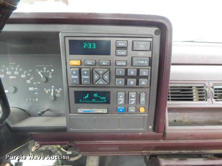 image for item DB2545 1993 GMC C1500 pickup truck