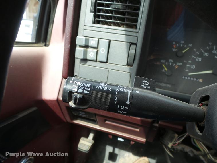 image for item DB2545 1993 GMC C1500 pickup truck