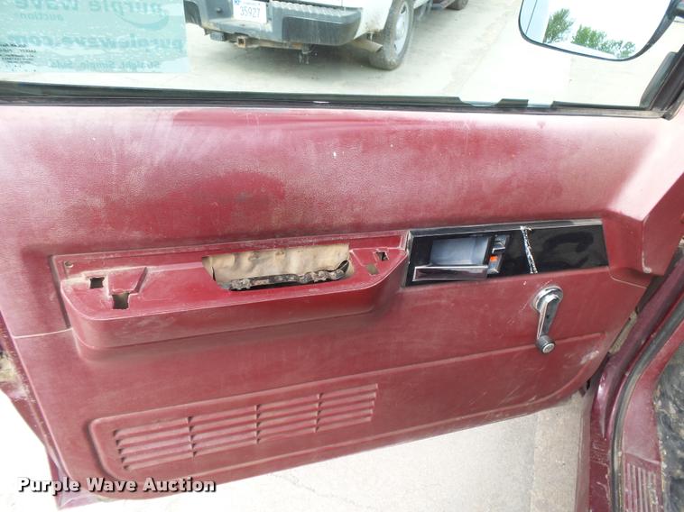 image for item DB2545 1993 GMC C1500 pickup truck