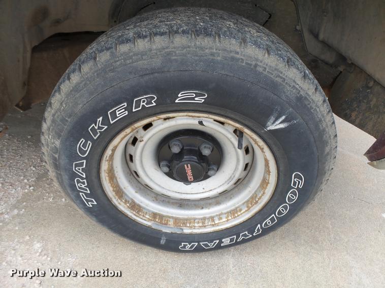 image for item DB2545 1993 GMC C1500 pickup truck