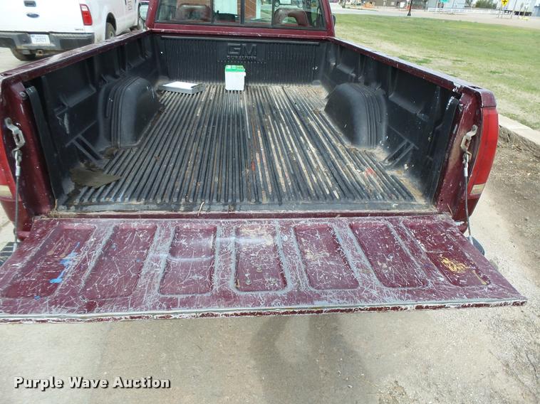 image for item DB2545 1993 GMC C1500 pickup truck