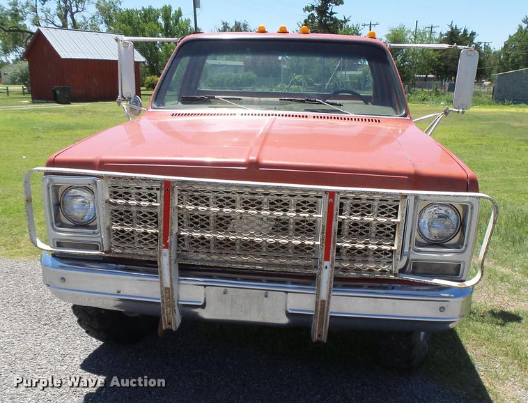 image for item DB2566 1980 Chevrolet Custom Deluxe 30 pickup truck cab and chassis