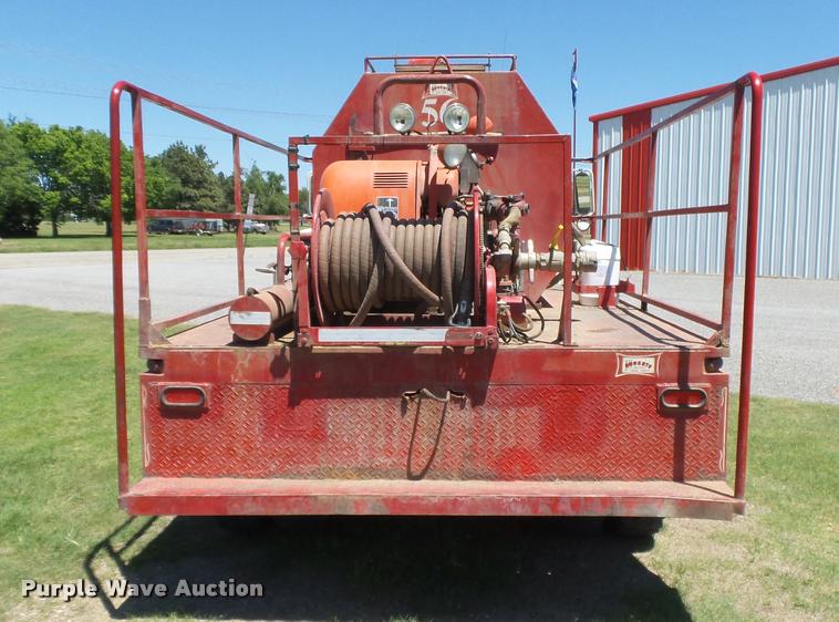 image for item DB2567 1979 Ford F600 fire truck