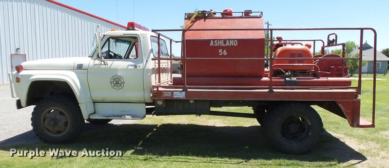 image for item DB2567 1979 Ford F600 fire truck