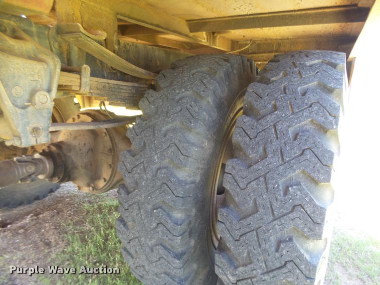 image for item DB2567 1979 Ford F600 fire truck